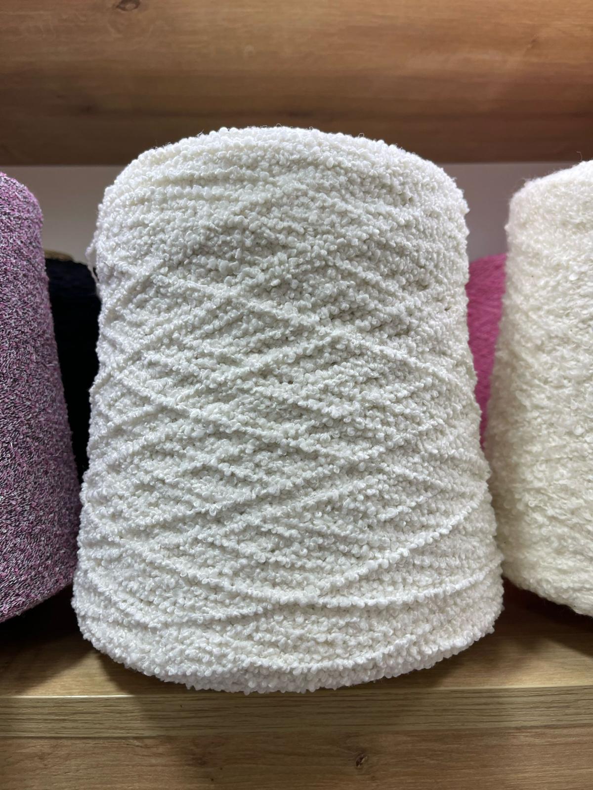 Beyaz Fantezi İplik