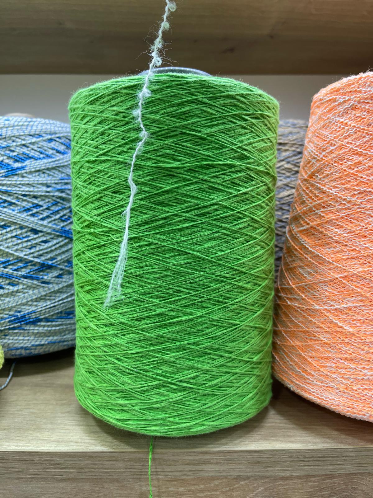 Yeşil Fantezi İplik