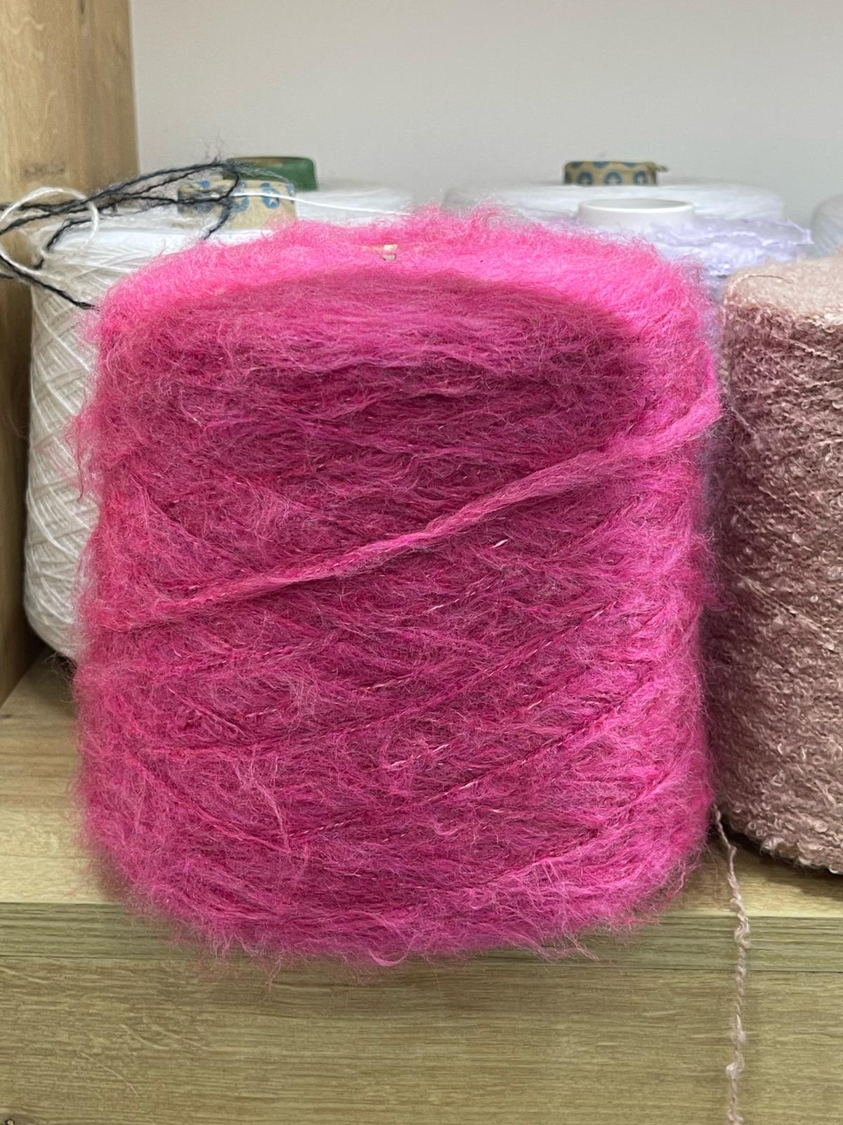 Pembe Fantezi İplik